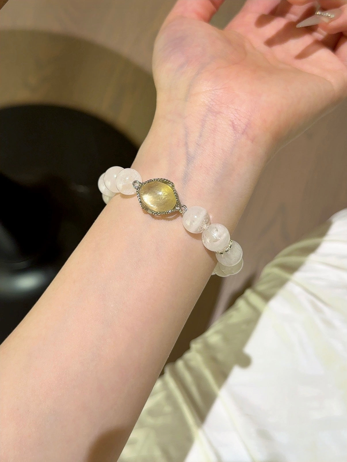 ▫️▪️ White Ghost Citrine Box Bracelet